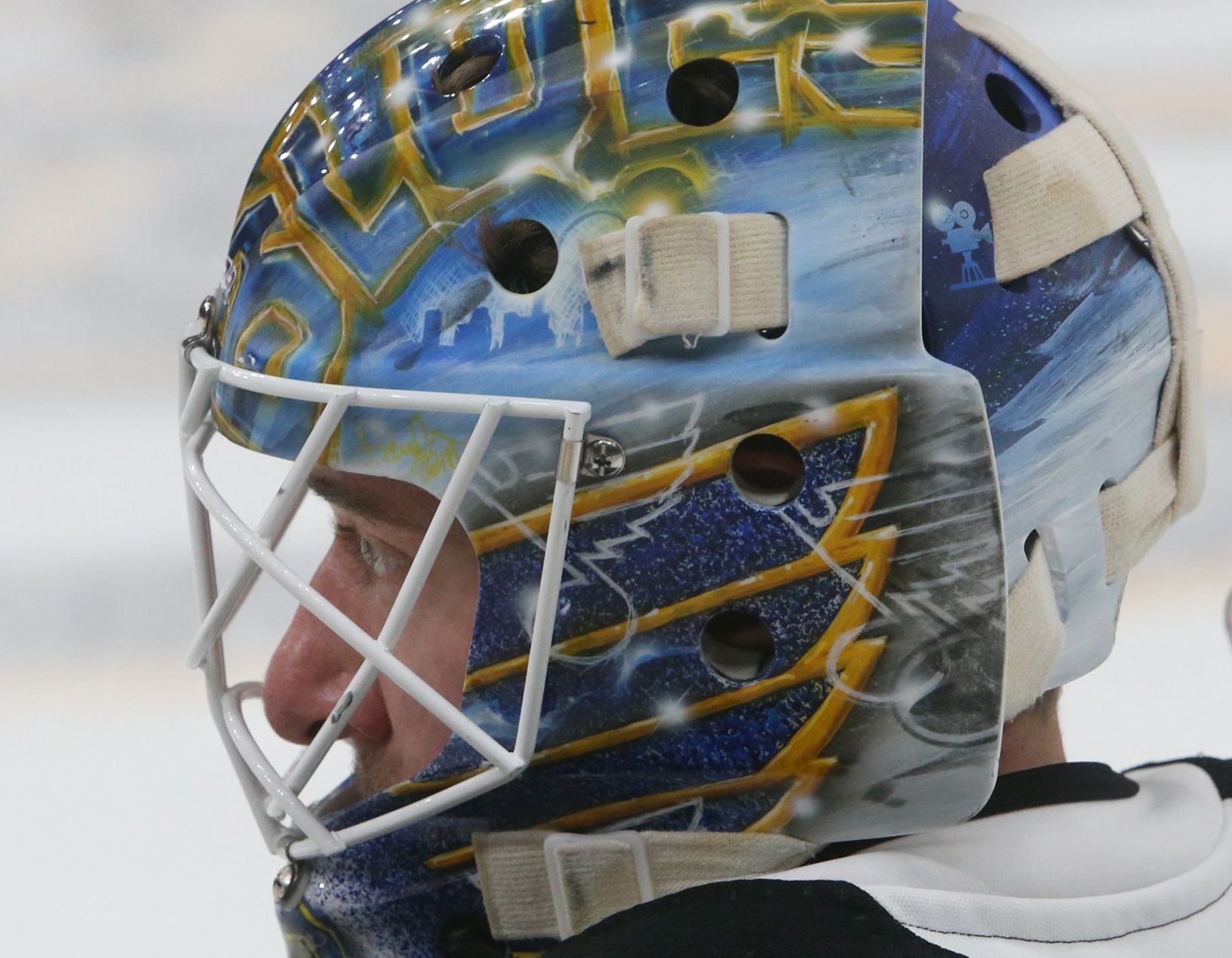 Blues and Bruins practice before the Stanley Cup